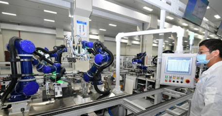 福建海峡星云智能制造基地交付首台国产化芯片整机，信息科技产业迎来新突破